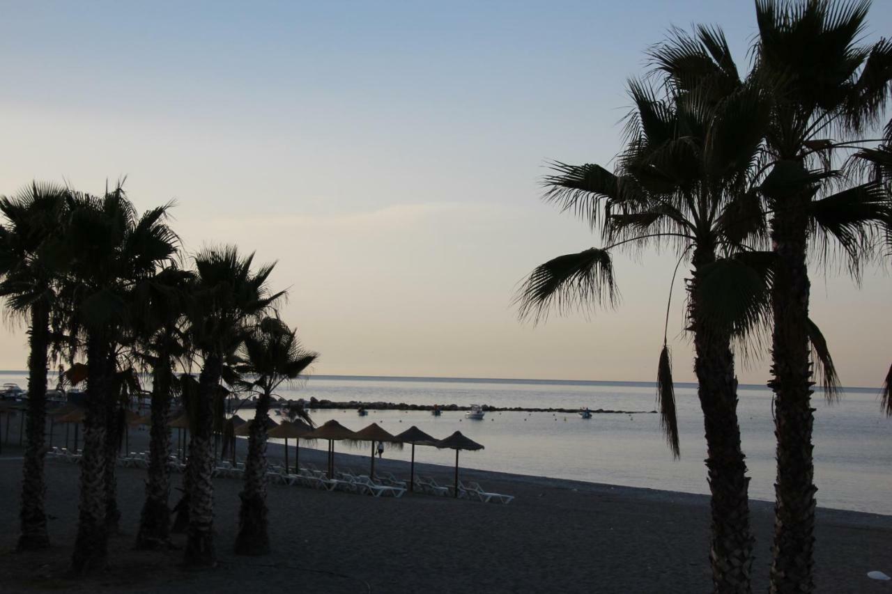 Bella Andalucia Apartment อัลมูเญการ์ ภายนอก รูปภาพ