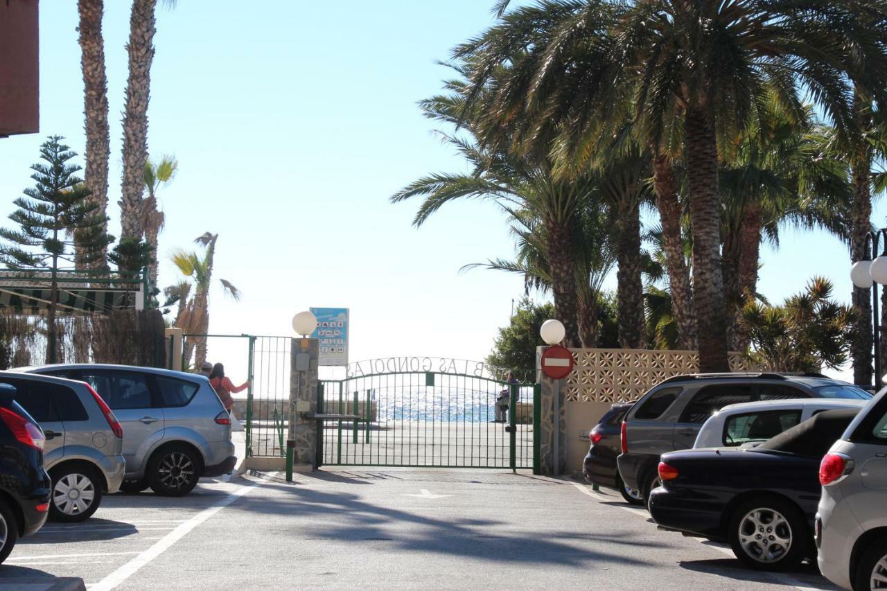 Bella Andalucia Apartment อัลมูเญการ์ ภายนอก รูปภาพ