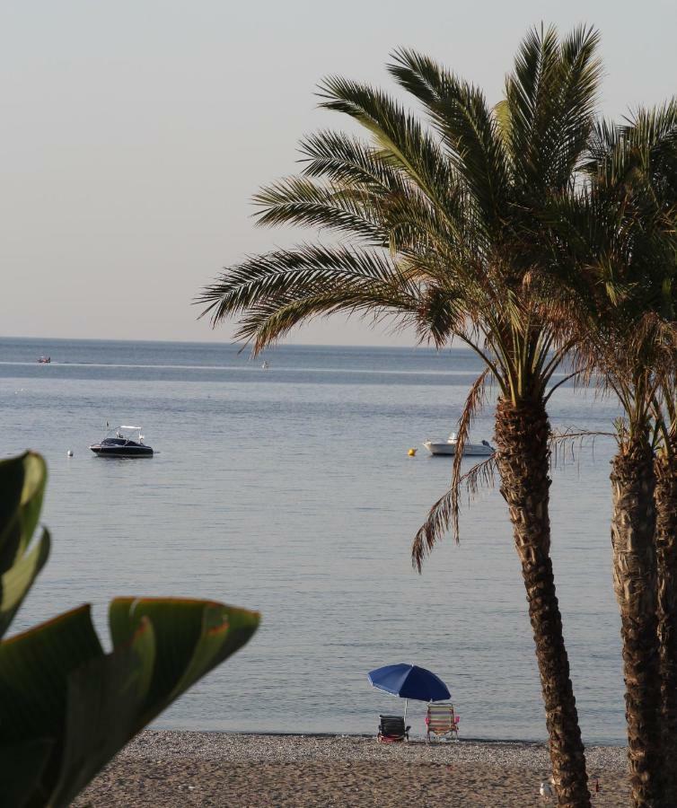 Bella Andalucia Apartment อัลมูเญการ์ ภายนอก รูปภาพ